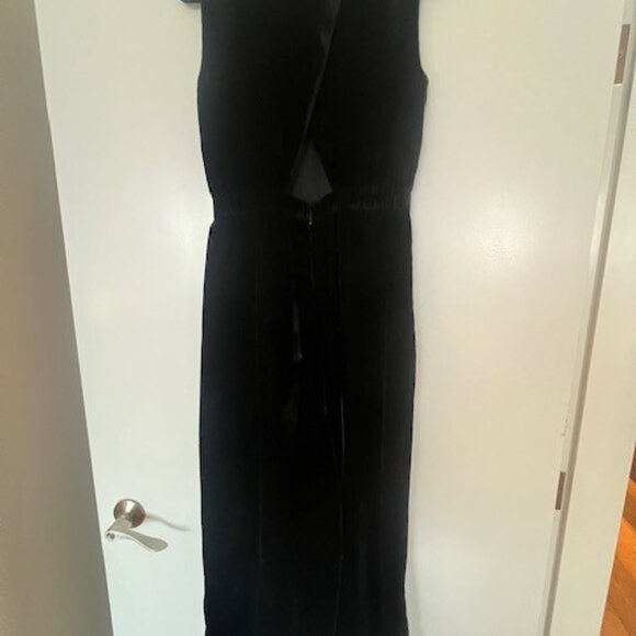J. Crew Black Sleeveless Velvet Jumpsuit - Size 0 - Picture 8 of 10